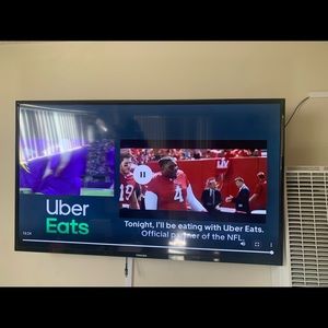 55” tv Toshiba comes with control and wall mount included. Good condition.